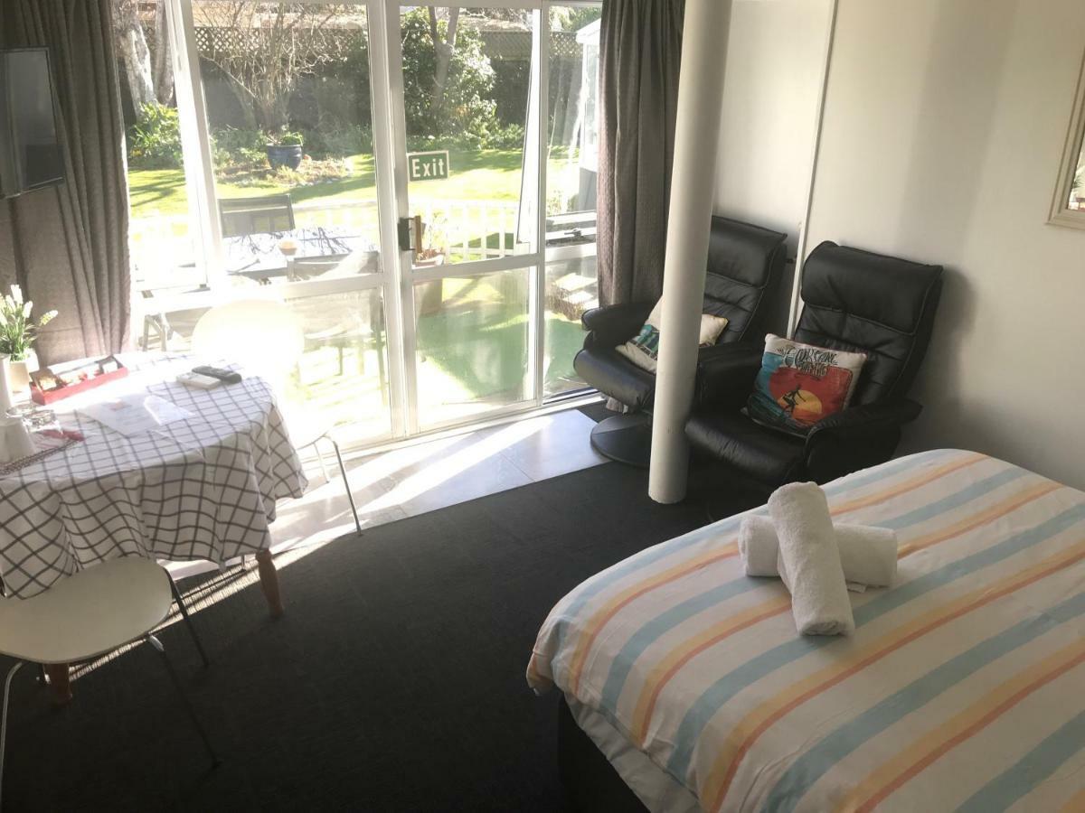 כרייסטצ'רץ' Sandy Feet Accommodation מראה חיצוני תמונה